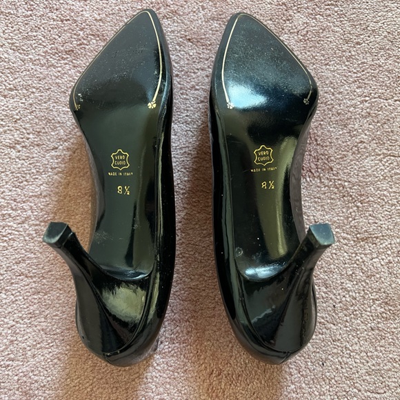 Donna Karan Vintage Patent Leather Heels - Picture 7 of 7